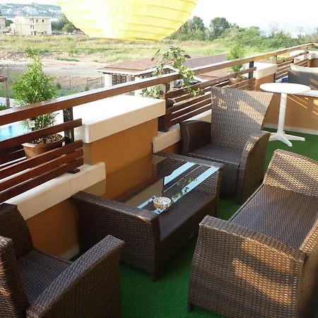 公寓 Ganozliev's In Kavatsi Area *