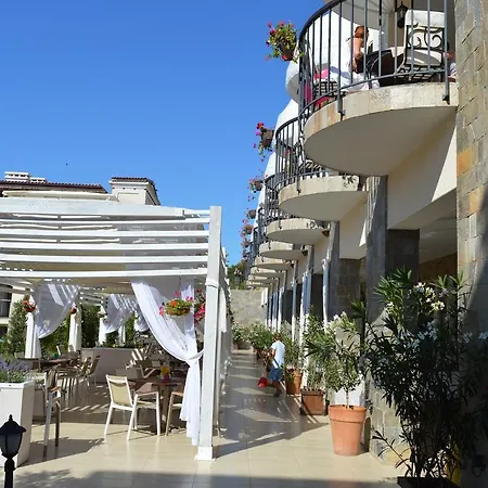 公寓 Ganozliev's In Kavatsi Area *