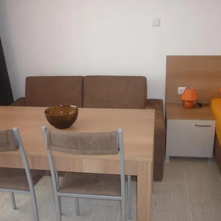 Ganozliev's In Kavatsi Area 索佐波尔